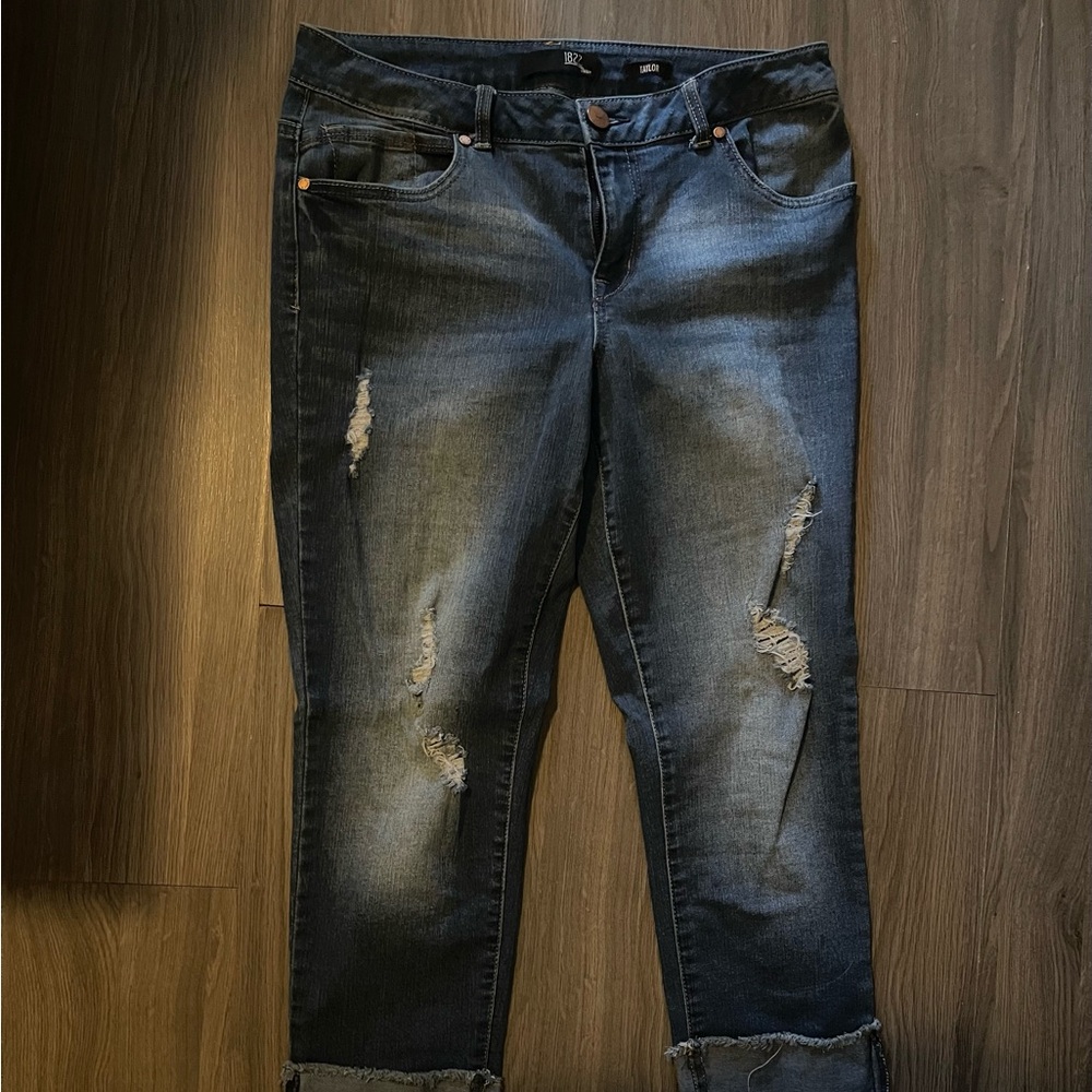 1822 (Taylor) medium wash distressed denim jeans, size 10. Like new.